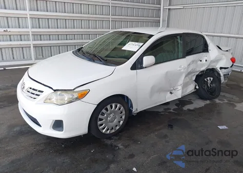 2013 Toyota Corolla Le из США, поврежденный, VIN 2T1BU4EE2DC120547